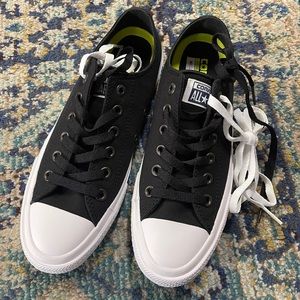 Converse Chuck Taylor II size men 6.5/ women 8.5 brand new